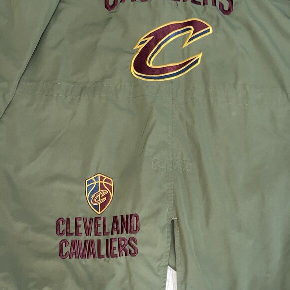 NBA Cavilers Jacket Asian Size “F” Rare Embroidery Logo Patch Basketball LeBron - Picture 2 of 16